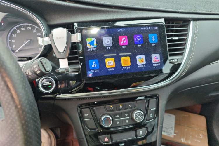 Used Buick Encore 2016 18T Automatic Two-Wheel Drive Urban Fashion Model Audio And AC Panel