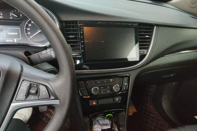 Used Buick Encore 2016 18T Manual Two-Wheel Drive Urban Advanced Model Audio And AC Panel