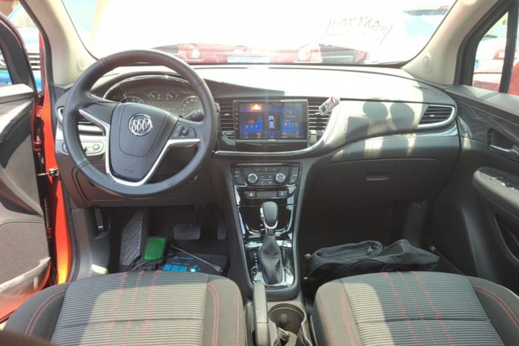 Used Buick Encore 2016 18T Automatic Two-Wheel Drive Urban Fashion Model Center Console
