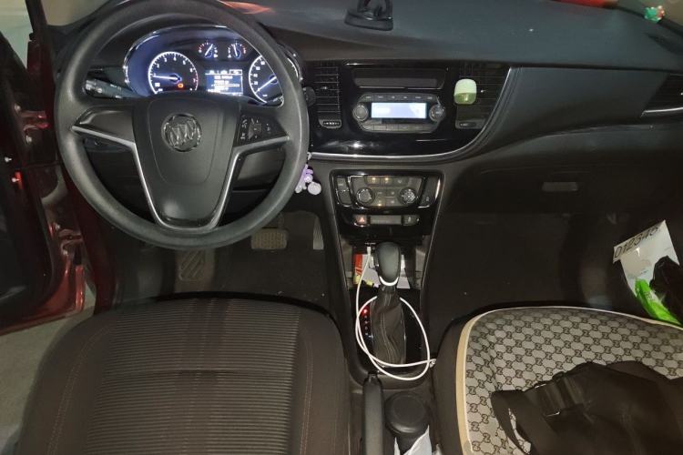 Used Buick Encore 2016 18T Automatic Two-Wheel Drive Urban Leading Edition Center Console