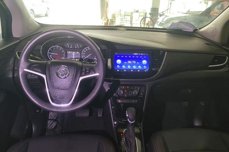 Used Buick Encore 2016 18T Automatic Two-Wheel Drive Urban Leading Edition Center Console