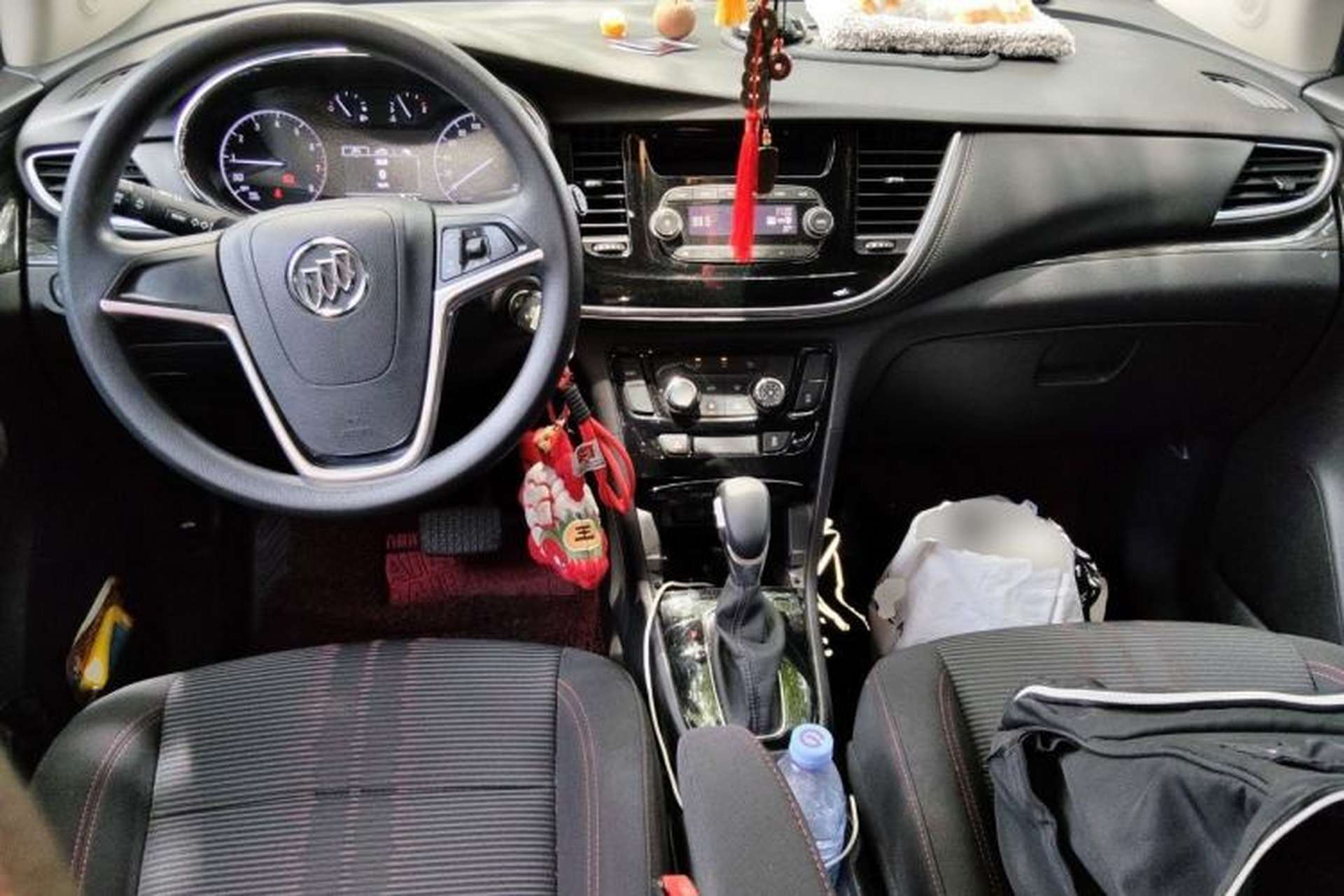 Used Buick Encore 2016 18T Automatic Two-Wheel Drive Urban Leading Edition Center Console