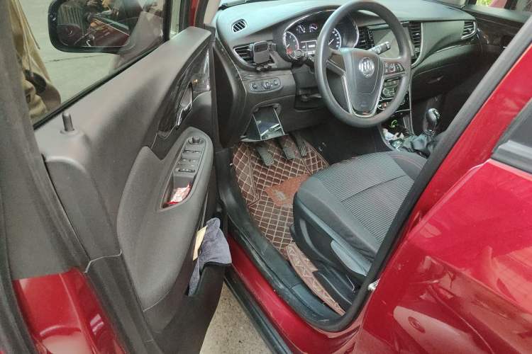 Used Buick Encore 2016 18T Manual Two-Wheel Drive Urban Advanced Model Driver Seat