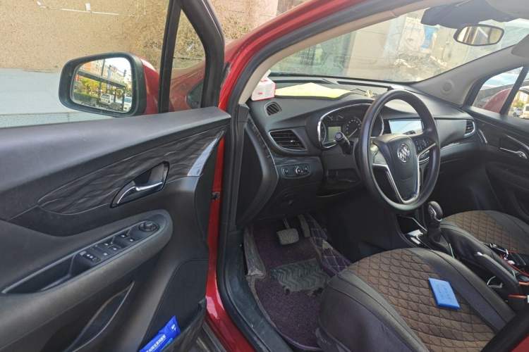 Used Buick Encore 2016 18T Automatic Two-Wheel Drive Urban Leading Edition Driver Seat