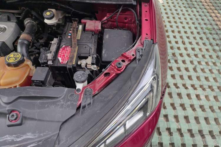 Used Buick Encore 2016 18T Automatic Two-Wheel Drive Urban Elite Model Engine Bay Left