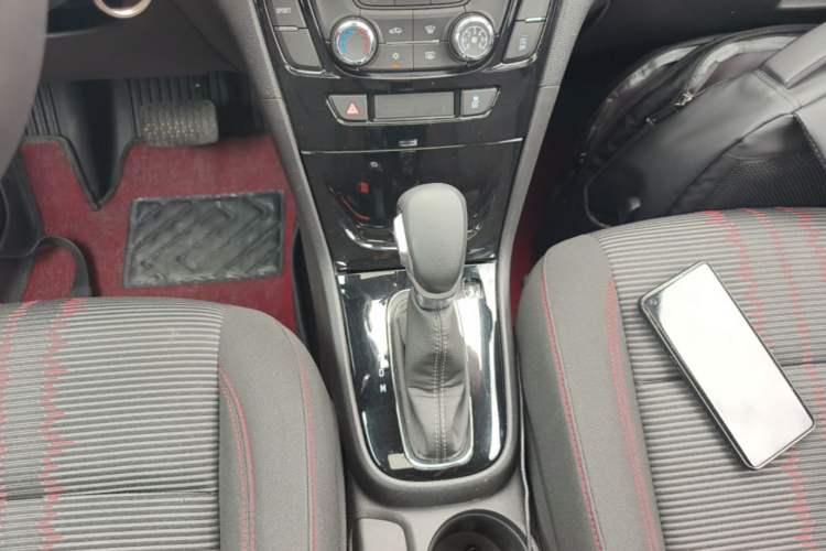 Used Buick Encore 2016 18T Automatic Two-Wheel Drive Urban Leading Edition Gear Lever
