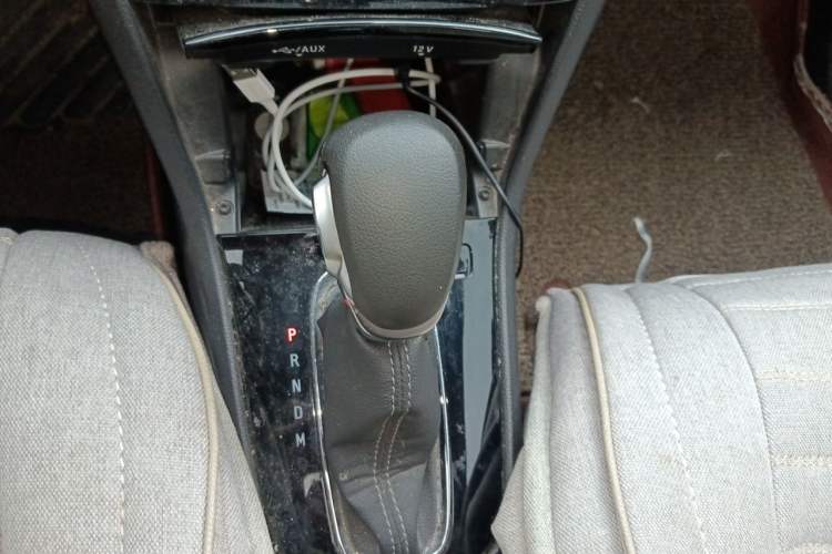 Used Buick Encore 2016 18T Automatic Two-Wheel Drive Urban Leading Edition Gear Lever