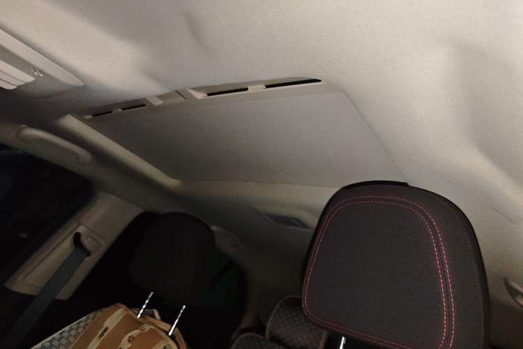 Used Buick Encore 2016 18T Automatic Two-Wheel Drive Urban Leading Edition Headliner