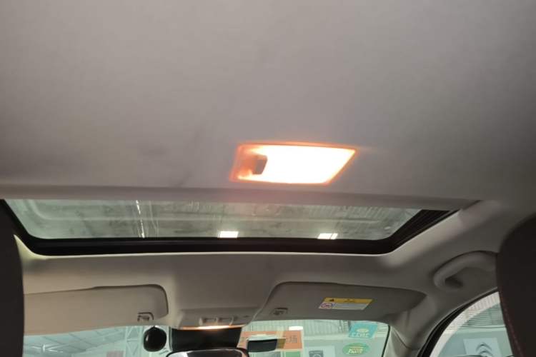 Used Buick Encore 2016 18T Automatic Two-Wheel Drive Urban Fashion Model Headliner