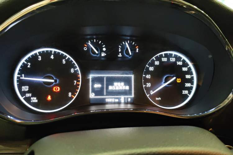 Used Buick Encore 2016 18T Automatic Two-Wheel Drive Urban Fashion Model Instrument Cluster
