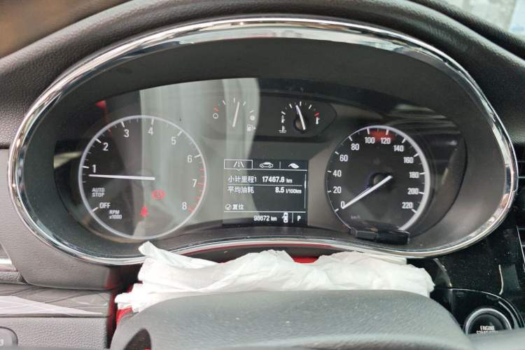 Used Buick Encore 2016 18T Automatic Two-Wheel Drive Urban Fashion Model Instrument Cluster