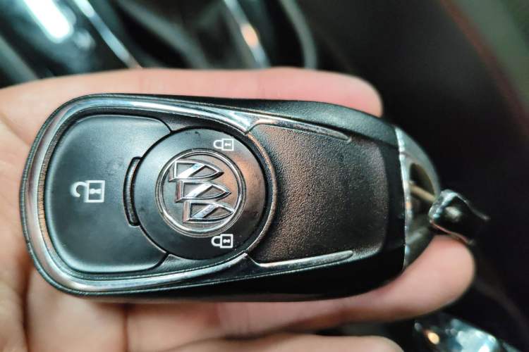 Used Buick Encore 2016 18T Automatic Two-Wheel Drive Urban Fashion Model Interior 1