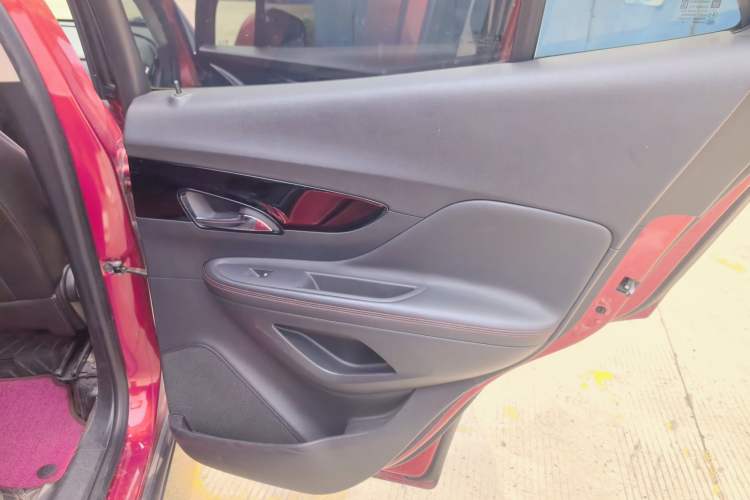 Used Buick Encore 2016 18T Automatic Two-Wheel Drive Urban Elite Model Interior 13