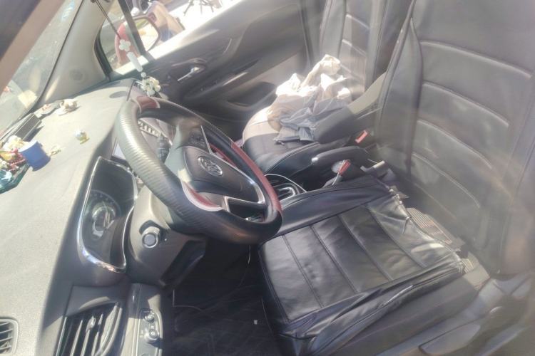 Used Buick Encore 2016 18T Automatic Two-Wheel Drive Urban Leading Edition Left Front Seat