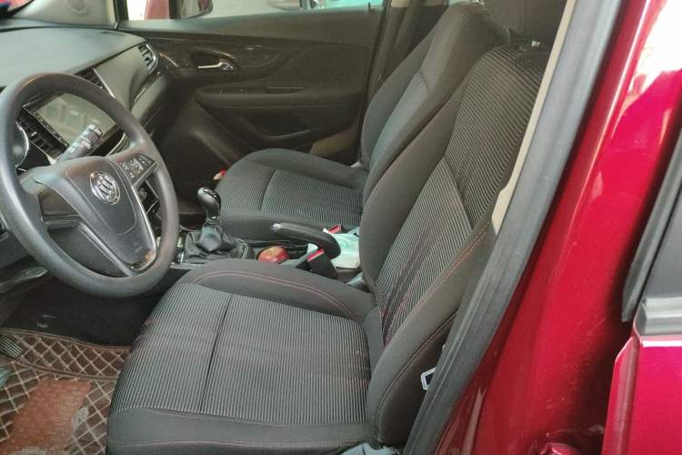Used Buick Encore 2016 18T Manual Two-Wheel Drive Urban Advanced Model Left Front Seat