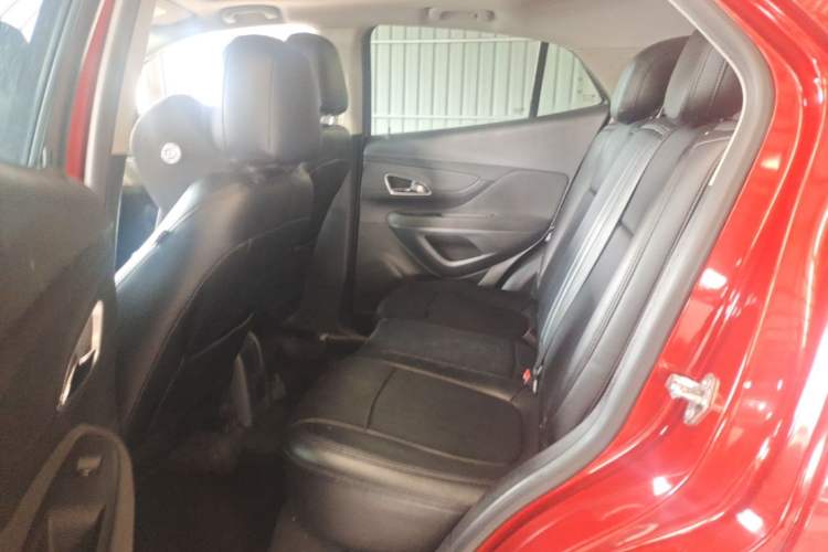 Used Buick Encore 2016 18T Automatic Two-Wheel Drive Urban Leading Edition Left Rear Seat