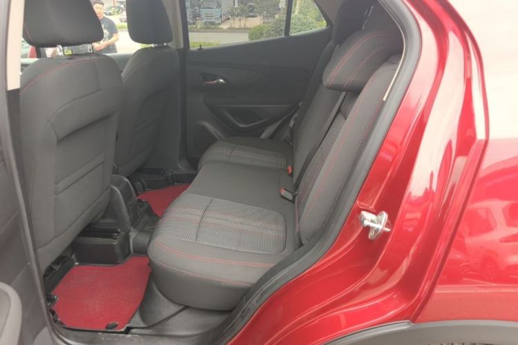 Used Buick Encore 2016 18T Automatic Two-Wheel Drive Urban Leading Edition Left Rear Seat