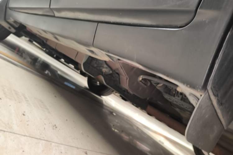 Used Buick Encore 2016 18T Automatic Two-Wheel Drive Urban Fashion Model Left Side Sill