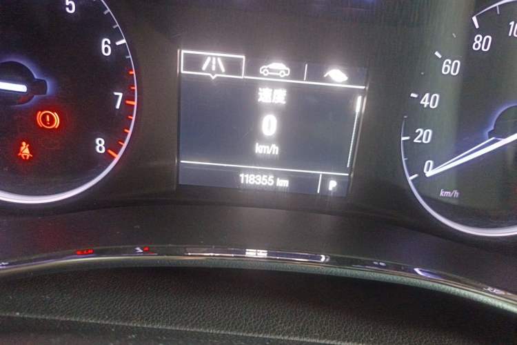 Used Buick Encore 2016 18T Automatic Two-Wheel Drive Urban Leading Edition Odometer Close Up