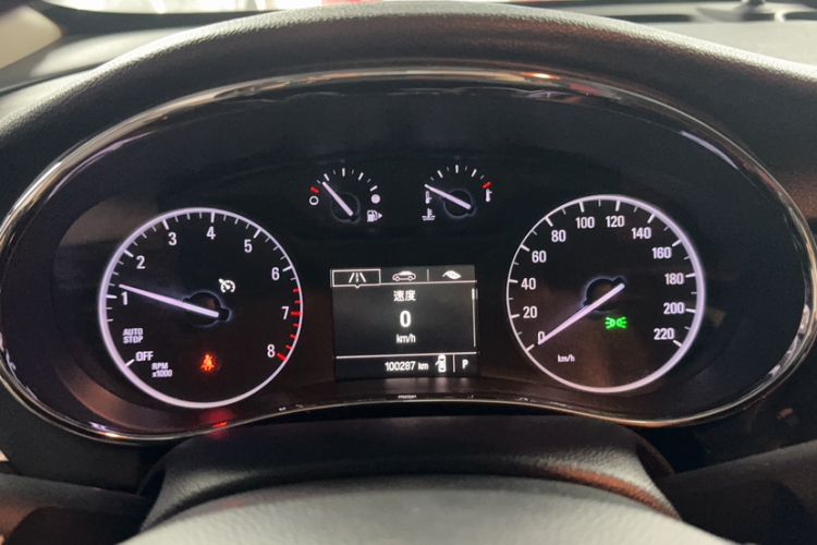Used Buick Encore 2016 18T Automatic Two-Wheel Drive Urban Elite Model Odometer Close Up