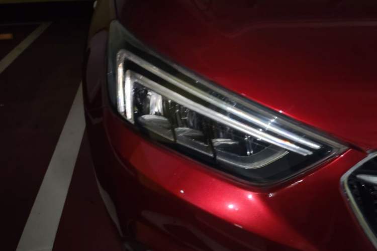 Used Buick Encore 2016 18T Automatic Two-Wheel Drive Urban Elite Model Right Front Headlight
