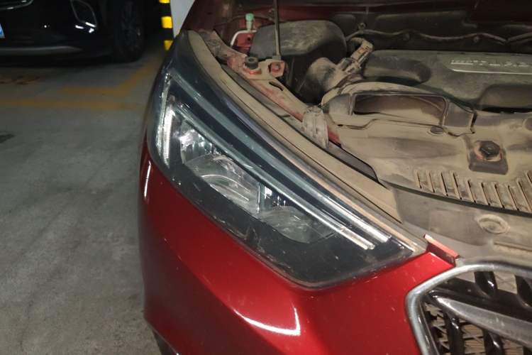 Used Buick Encore 2016 18T Automatic Two-Wheel Drive Urban Leading Edition Right Front Headlight