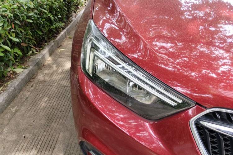 Used Buick Encore 2016 18T Automatic Two-Wheel Drive Urban Leading Edition Right Front Headlight
