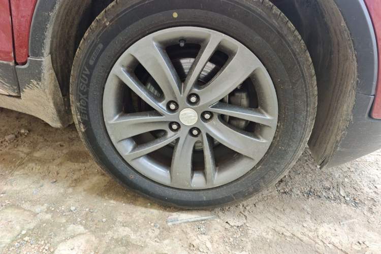 Used Buick Encore 2016 18T Automatic Two-Wheel Drive Urban Leading Edition Right Front Wheel Hub