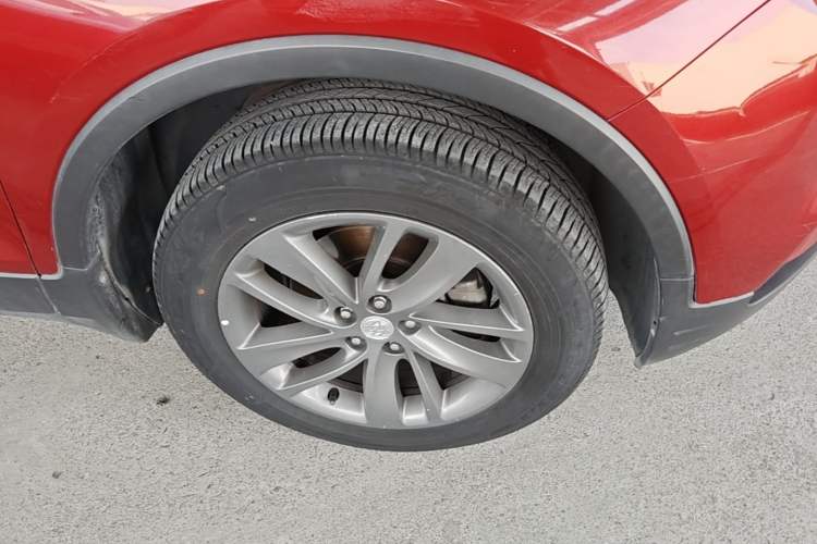 Used Buick Encore 2016 18T Automatic Two-Wheel Drive Urban Leading Edition Right Front Wheel Hub