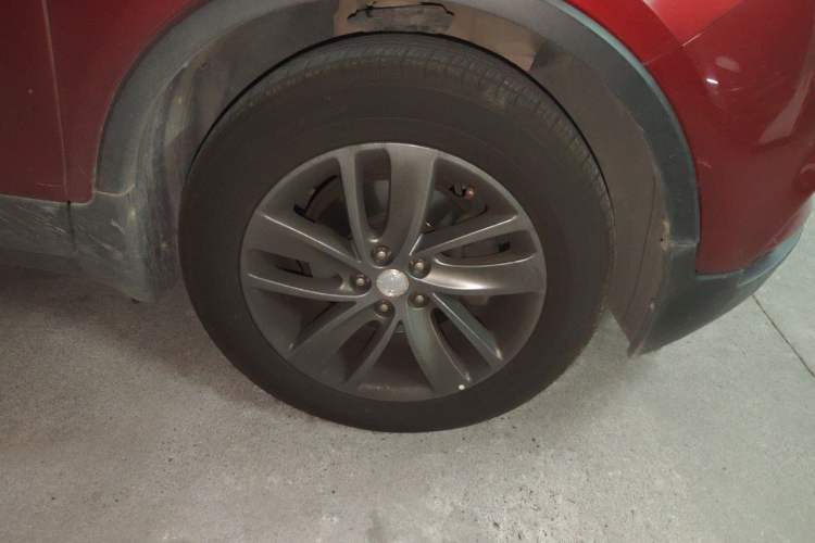 Used Buick Encore 2016 18T Automatic Two-Wheel Drive Urban Leading Edition Right Front Wheel Hub