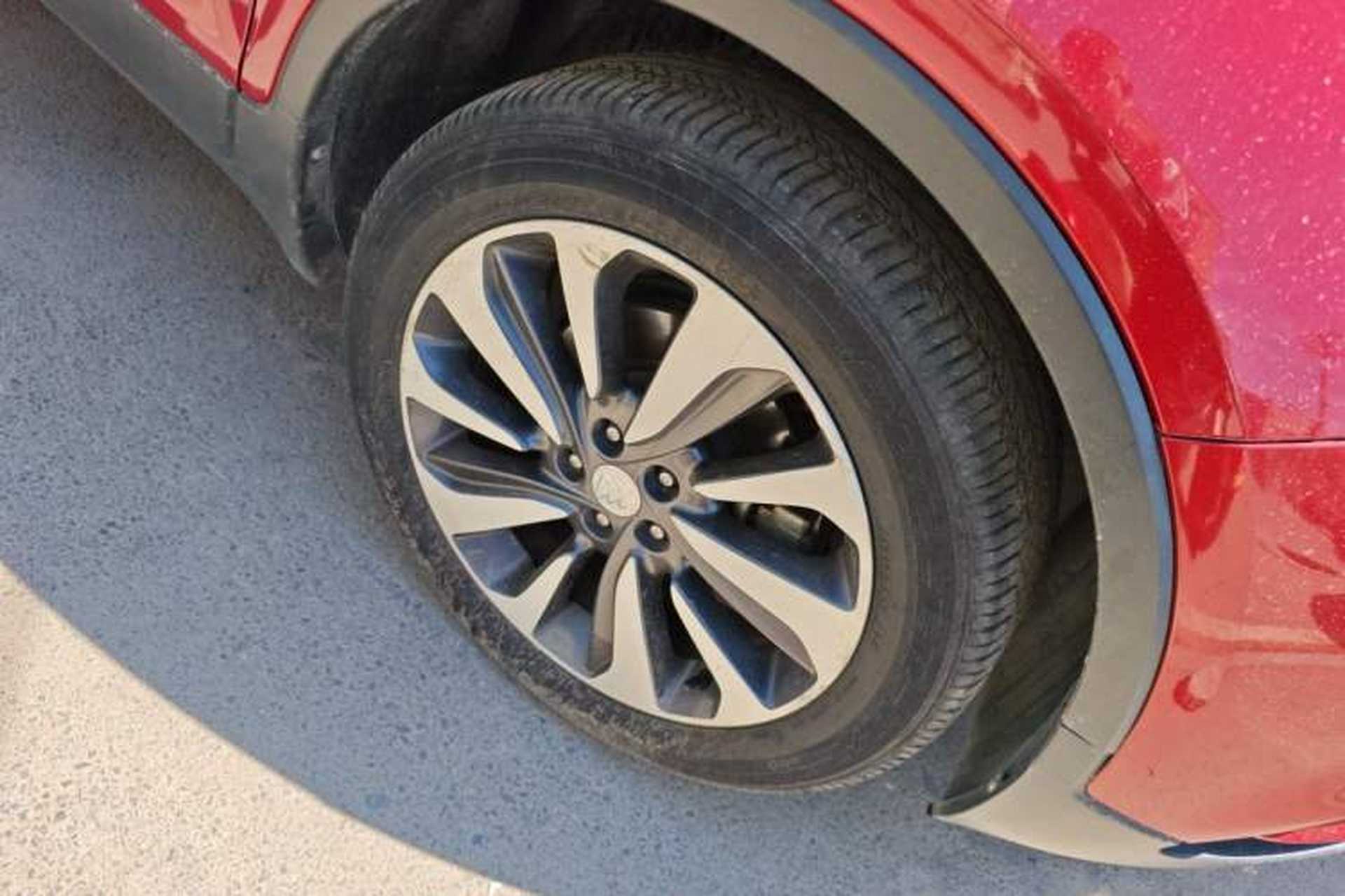 Used Buick Encore 2016 18T Automatic All-Wheel-Drive Flagship Model Right Front Wheel Hub