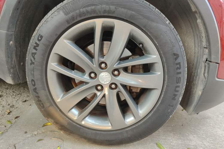 Used Buick Encore 2016 18T Manual Two-Wheel Drive Urban Advanced Model Right Front Wheel Hub