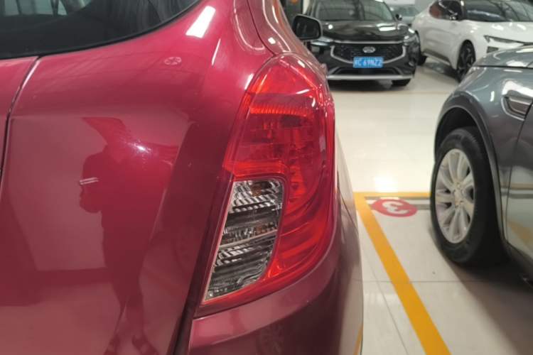 Used Buick Encore 2016 18T Automatic Two-Wheel Drive Urban Fashion Model Right Rear Taillight