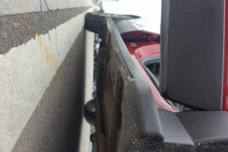 Used Buick Encore 2016 18T Automatic Two-Wheel Drive Urban Leading Edition Right Side Sill