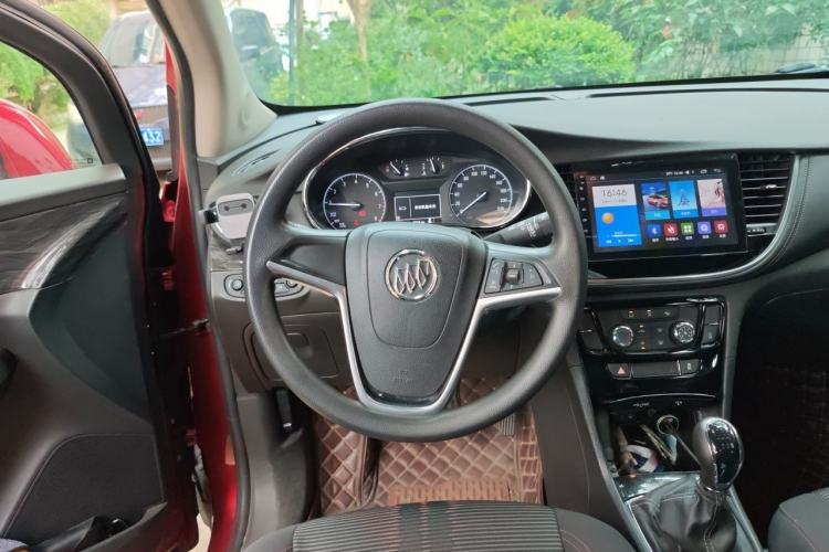 Used Buick Encore 2016 18T Manual Two-Wheel Drive Urban Advanced Model Steering Wheel