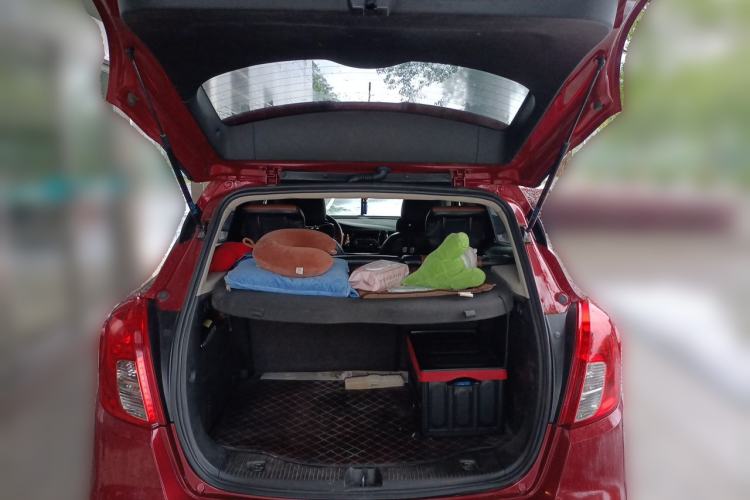 Used Buick Encore 2016 18T Automatic Two-Wheel Drive Urban Leading Edition Trunk