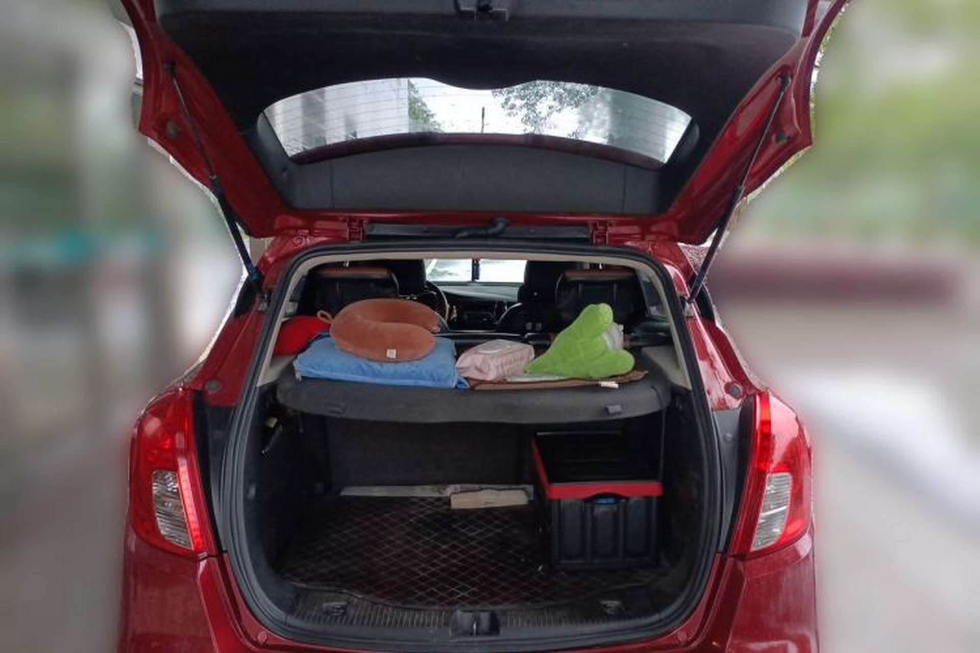 Used Buick Encore 2016 18T Automatic Two-Wheel Drive Urban Leading Edition Trunk