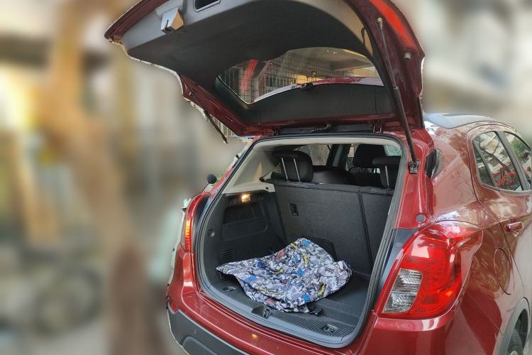 Used Buick Encore 2016 18T Manual Two-Wheel Drive Urban Advanced Model Trunk