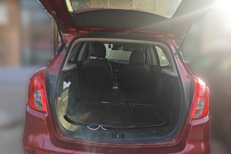 Used Buick Encore 2016 18T Automatic Two-Wheel Drive Urban Leading Edition Trunk