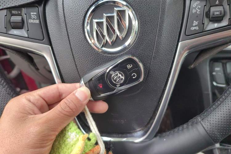 Used Buick Encore 2016 18T Automatic Two-Wheel Drive Urban Elite Model Vehicle Key