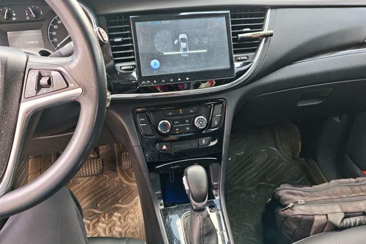 Used Buick Encore 2016 18T Automatic Two-Wheel Drive Urban Leading Edition Audio And AC Panel