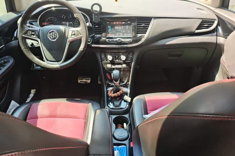 Used Buick Encore 2016 18T Automatic Two-Wheel Drive Urban Elite Model Audio And AC Panel