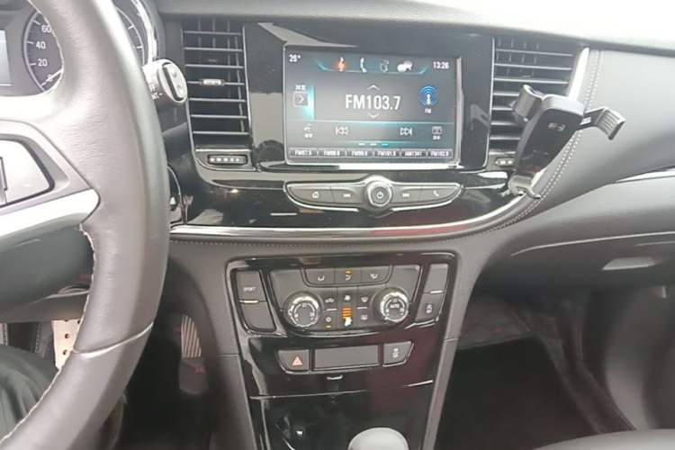 Used Buick Encore 2016 18T Automatic Two-Wheel Drive Urban Elite Model Audio And AC Panel