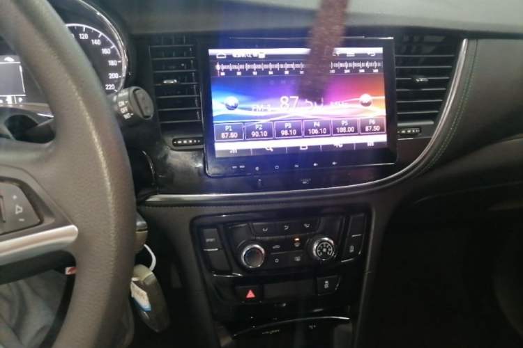 Used Buick Encore 2016 18T Automatic Two-Wheel Drive Urban Leading Edition Audio And AC Panel