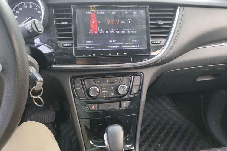 Used Buick Encore 2016 18T Automatic Two-Wheel Drive Urban Leading Edition Audio And AC Panel