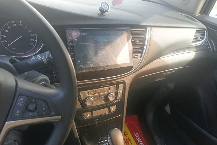 Used Buick Encore 2016 18T Automatic Two-Wheel Drive Urban Leading Edition Audio And AC Panel