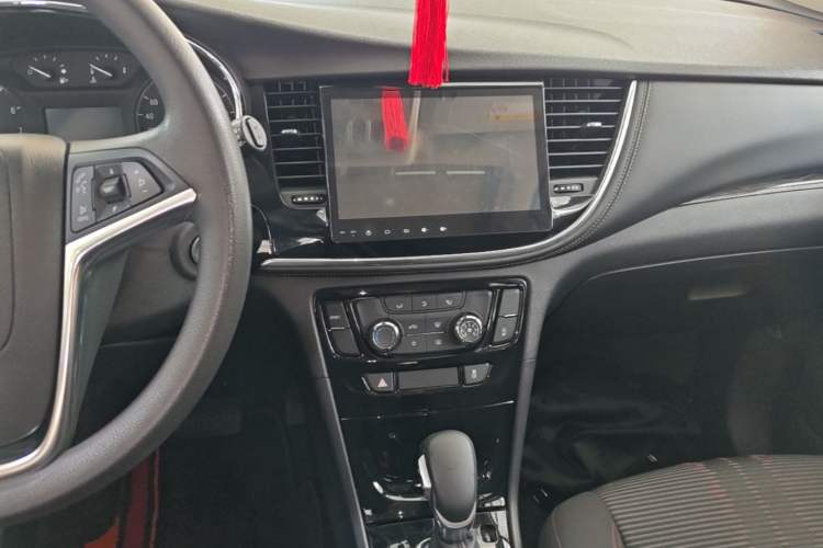Used Buick Encore 2016 18T Automatic Two-Wheel Drive Urban Leading Edition Audio And AC Panel