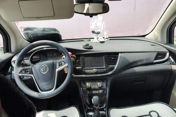 Used Buick Encore 2016 18T Automatic Two-Wheel Drive Urban Elite Model Center Console
