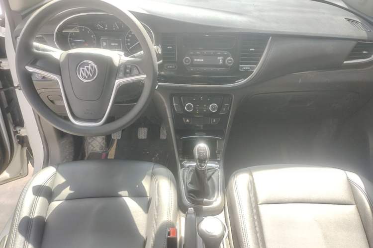 Used Buick Encore 2016 18T Manual Two-Wheel Drive Urban Advanced Model Center Console