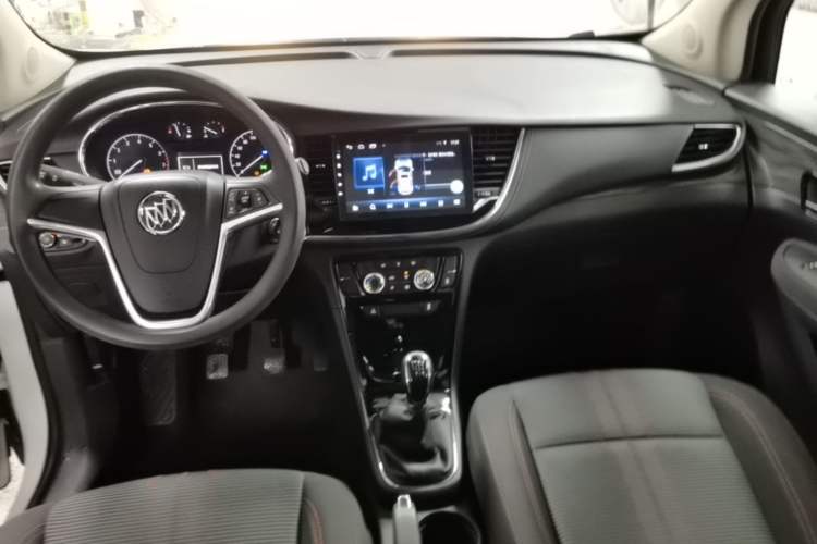 Used Buick Encore 2016 18T Manual Two-Wheel Drive Urban Advanced Model Center Console